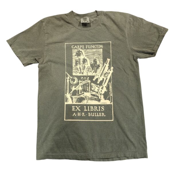 Carpe Fungum Green colored vintage tee